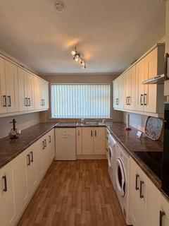 2 bedroom detached bungalow to rent, Black Lion Road, Gorslas SA14