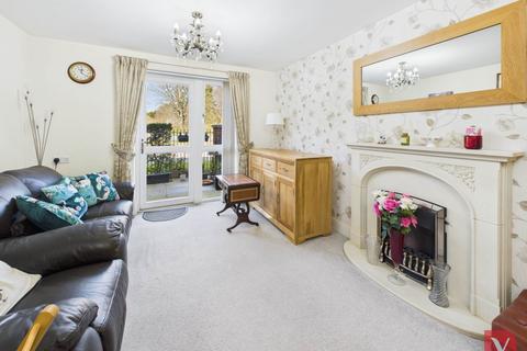 1 bedroom flat for sale, Cannon Lane, Luton LU2