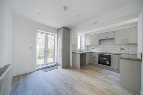 3 bedroom terraced house for sale, Windmill Terrace, St. Thomas, Swansea