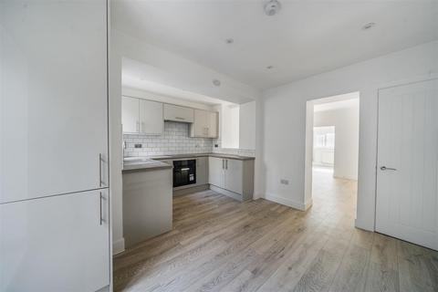 3 bedroom terraced house for sale, Windmill Terrace, St. Thomas, Swansea