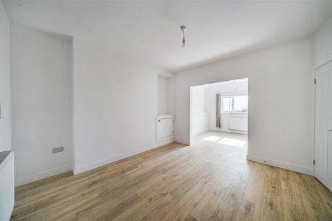 3 bedroom terraced house for sale, Windmill Terrace, St. Thomas, Swansea