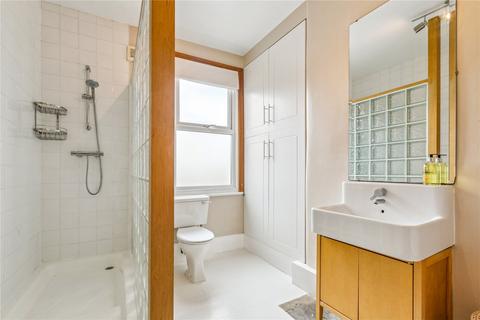 30 Brassey Square, London, SW11 5LP