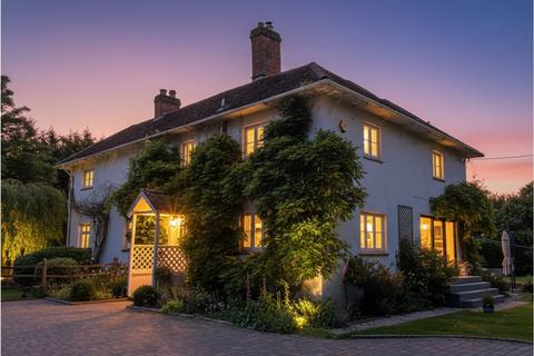 6 bedroom detached house for sale, Easthampstead Road, Wokingham, RG40