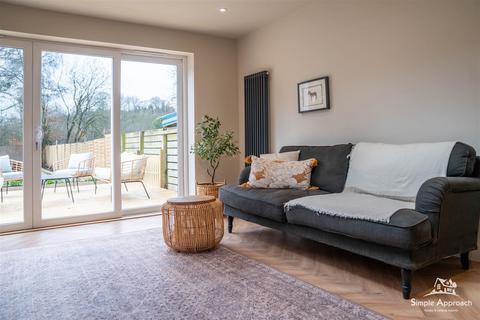 3 bedroom house for sale, Main Street, Bankfoot, Perth