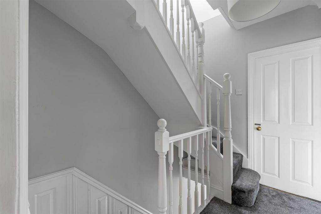 20-Kingsdown-Road-11.jpg