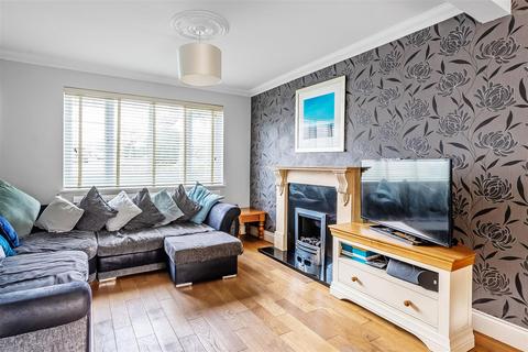 4 bedroom semi-detached house for sale, Kingsdown Road, Cheam,