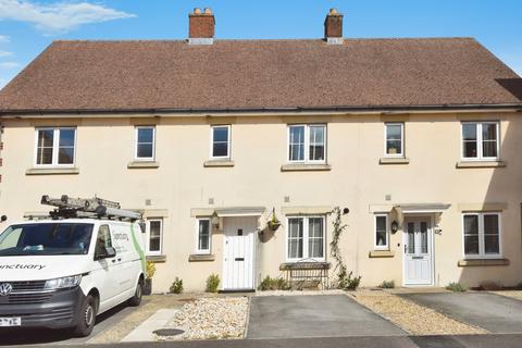 3 bedroom terraced house for sale, Nevill Close, Amesbury, SP4 7XW