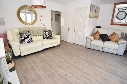 3 bedroom terraced house for sale, Nevill Close, Amesbury, SP4 7XW