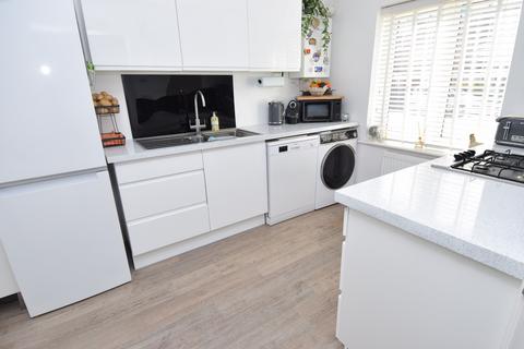 3 bedroom terraced house for sale, Nevill Close, Amesbury, SP4 7XW