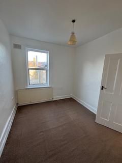 1 bedroom flat to rent, Sutton Court Road, London E13