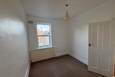 1 bedroom flat to rent, Sutton Court Road, London E13