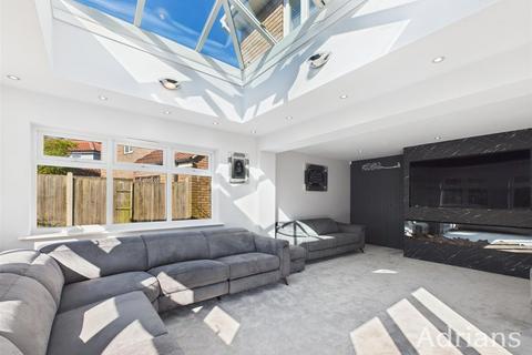 13 Marston Beck, Springfield, Chelmsford, CM2 6RL
