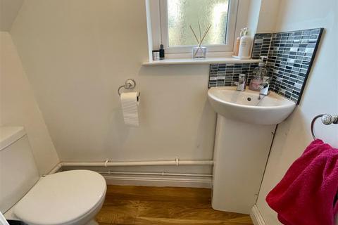 65 Carmarthen Road, Cross Hands, Llanelli, SA14 6SU