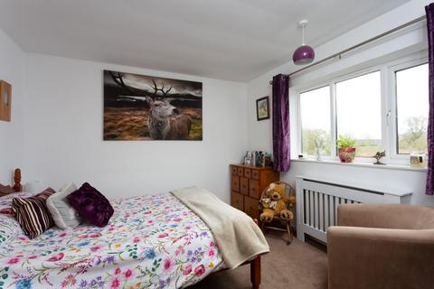 6 Coney Hill, Kelfield, York, YO19 6RL