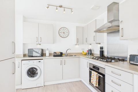 1 bedroom ground floor flat for sale, Timms Close, Horsham RH12