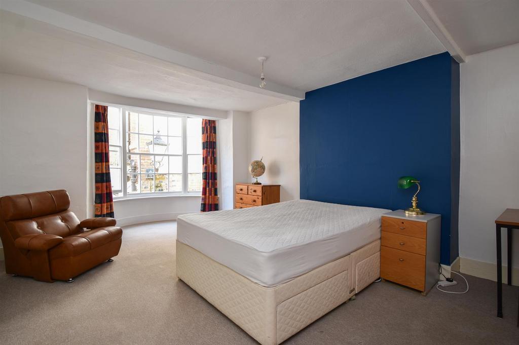 Living room/Bedroom