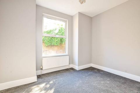 53 Bavent Road, London, SE5 9RY