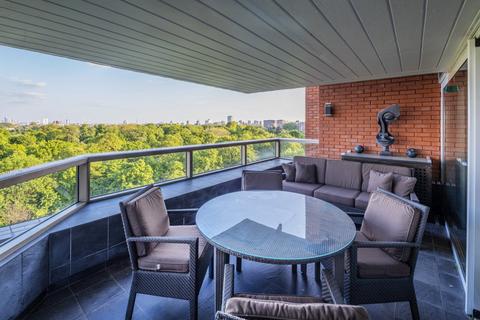 3 bedroom apartment for sale, Park St James, St John's Wood, London, NW8