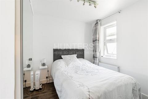 3 bedroom apartment for sale, Mill Lane, West Hampstead, London, NW6
