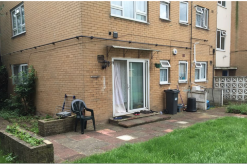 69 Ringway, Southall, UB2 5SR
