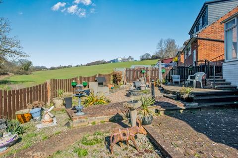 3 bedroom bungalow for sale, Moorside Rise, Cleckheaton, West Yorkshire, BD19