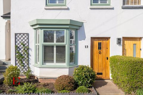 Lower Ladyes Hills, Kenilworth, CV8