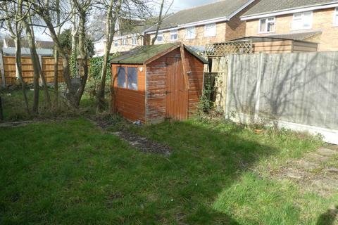 2 bedroom maisonette for sale, Hurtswood Ave Pilgrims Hatch Brentwood cm15 9ht