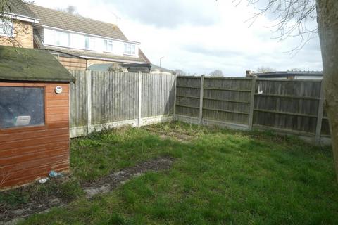 2 bedroom maisonette for sale, Hurtswood Ave Pilgrims Hatch Brentwood cm15 9ht