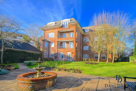 Flat 12, Dewlands Court, 2 Turnberry Close, London, NW4 1JL