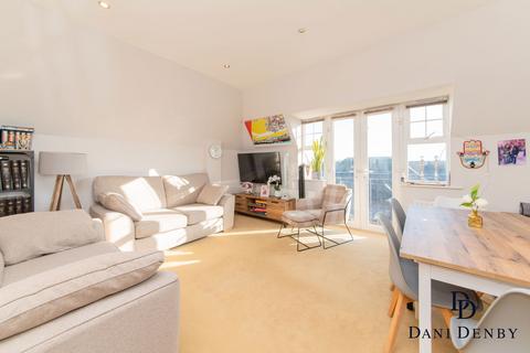Flat 12, Dewlands Court, 2 Turnberry Close, London, NW4 1JL