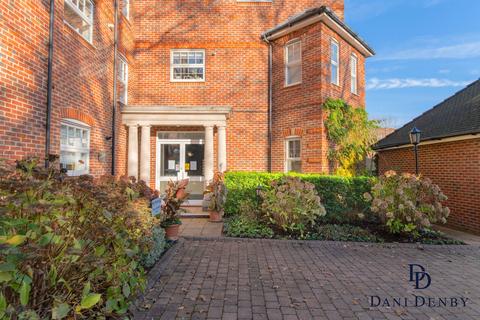 Flat 12, Dewlands Court, 2 Turnberry Close, London, NW4 1JL
