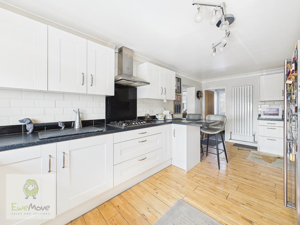 Kitchen And Breakfast Room
