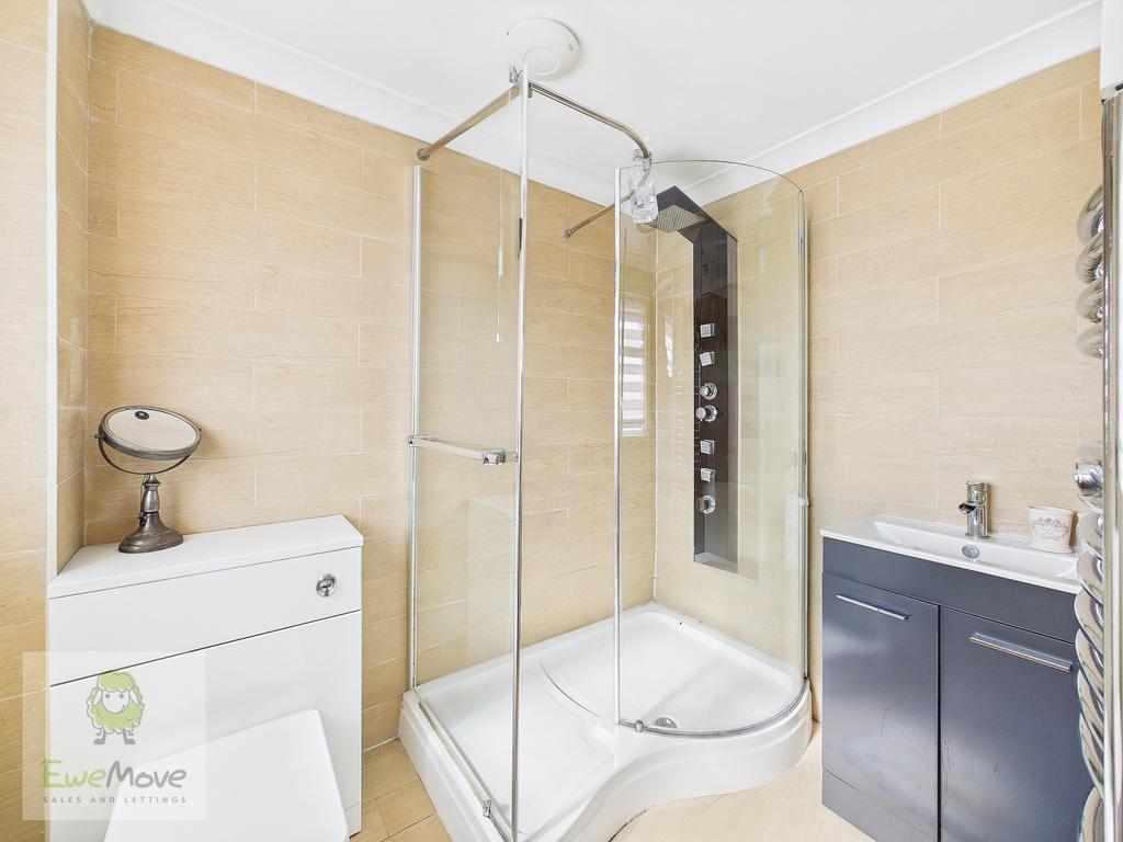 Ensuite Shower Room