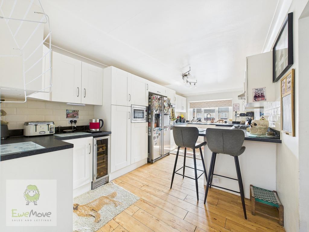 Kitchen And Breakfast Room