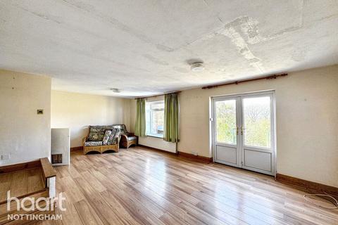 11 Maurice Drive, Nottingham, NG3 5GF