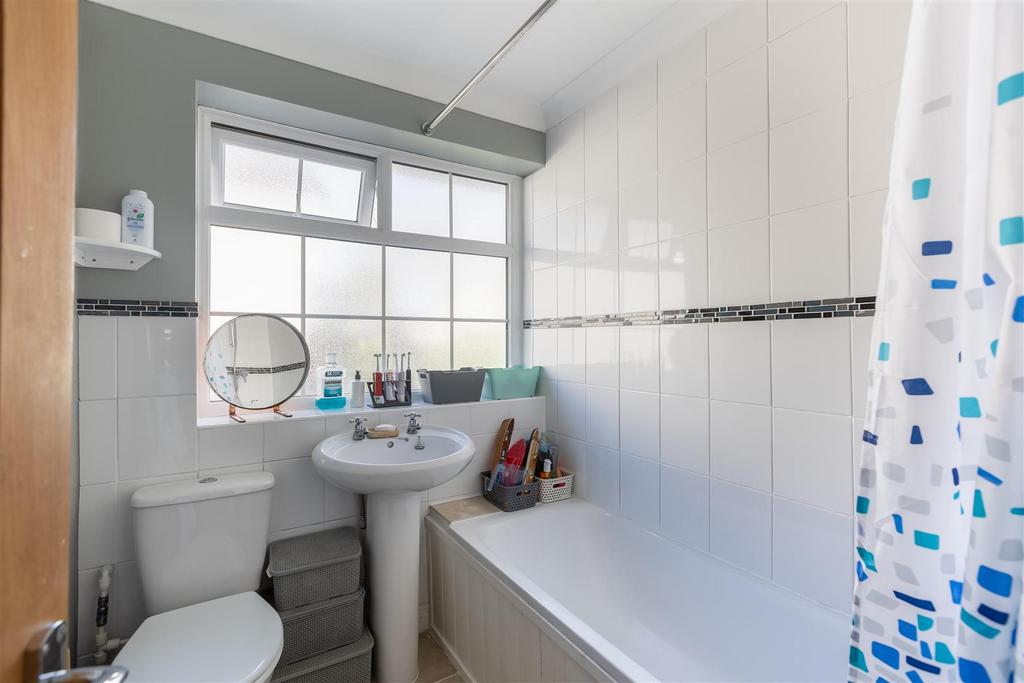 Littledale 7 Bathroom.jpg