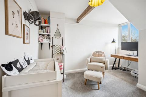 39a Montrose Avenue, London, NW6 6LE