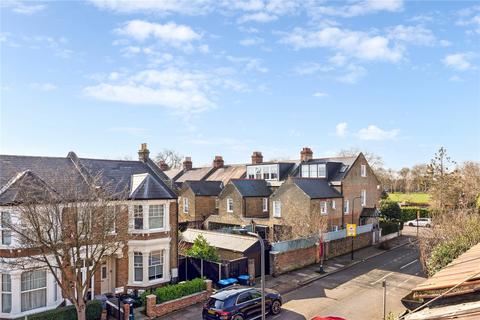 39a Montrose Avenue, London, NW6 6LE