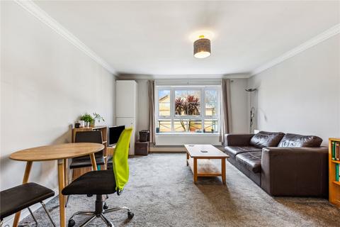 1 bedroom flat for sale, Malthouse Drive, London W4