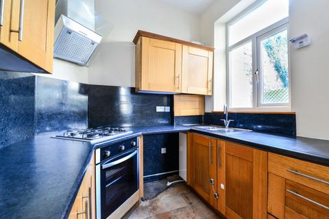 22 Dubb Lane, Bingley, BD16 2NW