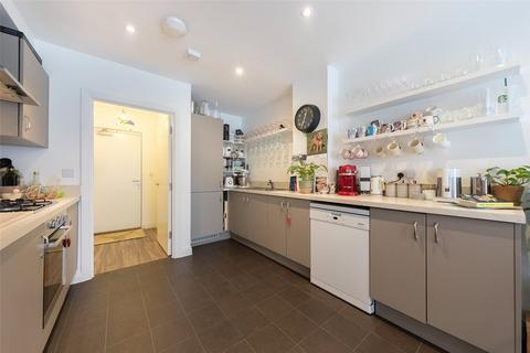 3 bedroom townhouse for sale, Hobson Avenue, Trumpington, Cambridge, Cambridgeshire
