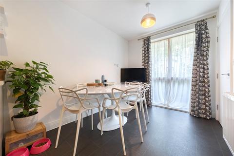 3 bedroom townhouse for sale, Hobson Avenue, Trumpington, Cambridge, Cambridgeshire