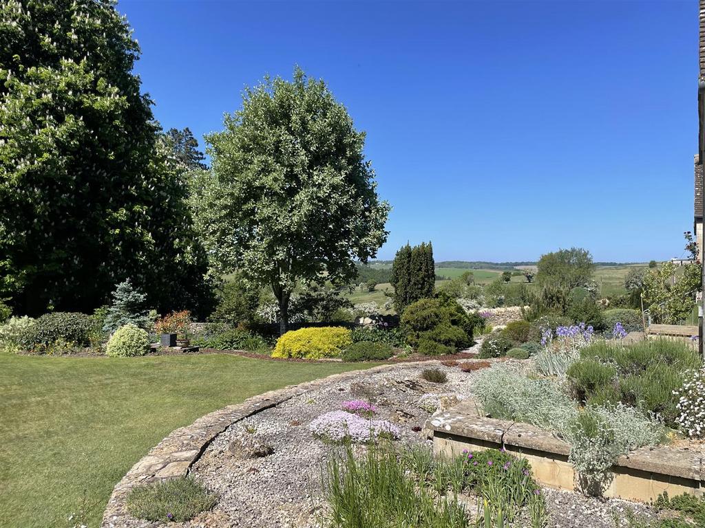 Garden and main view.JPG