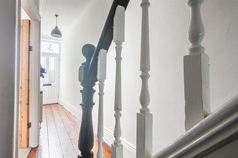 30 Briar Road, Sheffield, S7 1SA