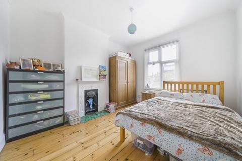 5 Manor Park, Richmond, TW9 1XZ