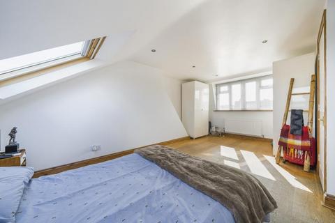 5 Manor Park, Richmond, TW9 1XZ