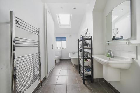 5 Manor Park, Richmond, TW9 1XZ