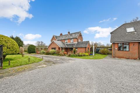 3 bedroom semi-detached house for sale, LOWER UPHAM