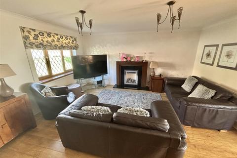 4 bedroom detached house for sale, Rowan Avenue, Sketty, Swansea