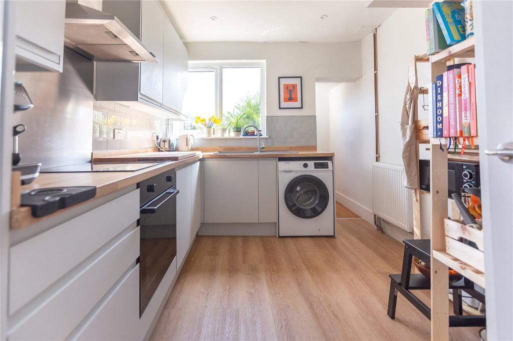 Rousham Road, Bristol BS5 4 bed terraced house - £2,600 pcm (£600 pw)